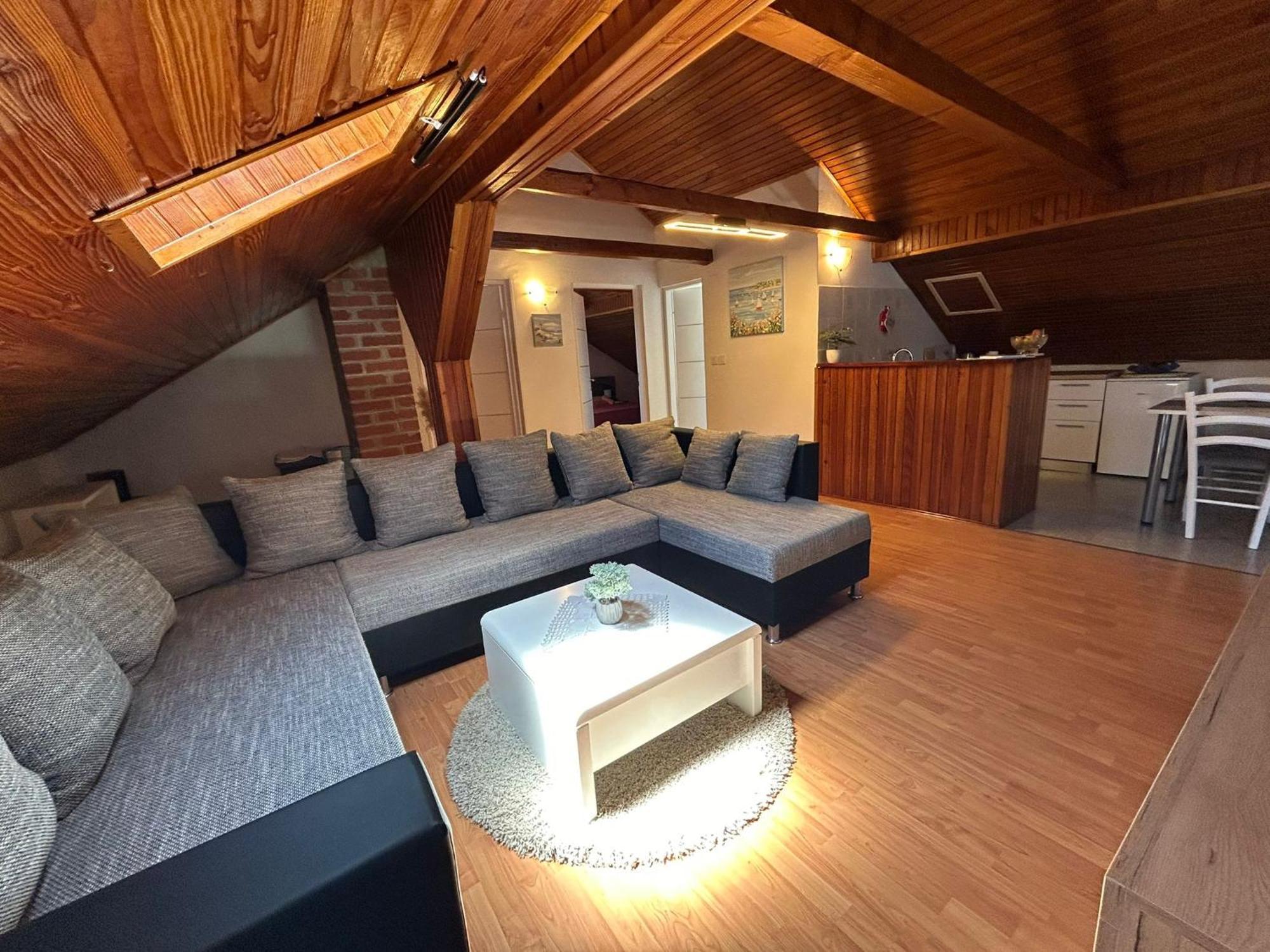 Apartment Milena 布罗托尼贾 外观 照片